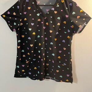 Source Unknown Black Heart Print v-neck scrub Top